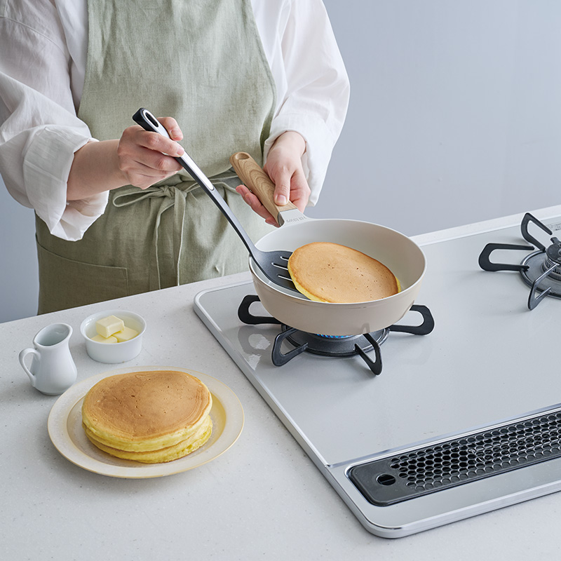 セラプロテクトシリーズ フライパン 20cm グレージュ IH・ガス対応