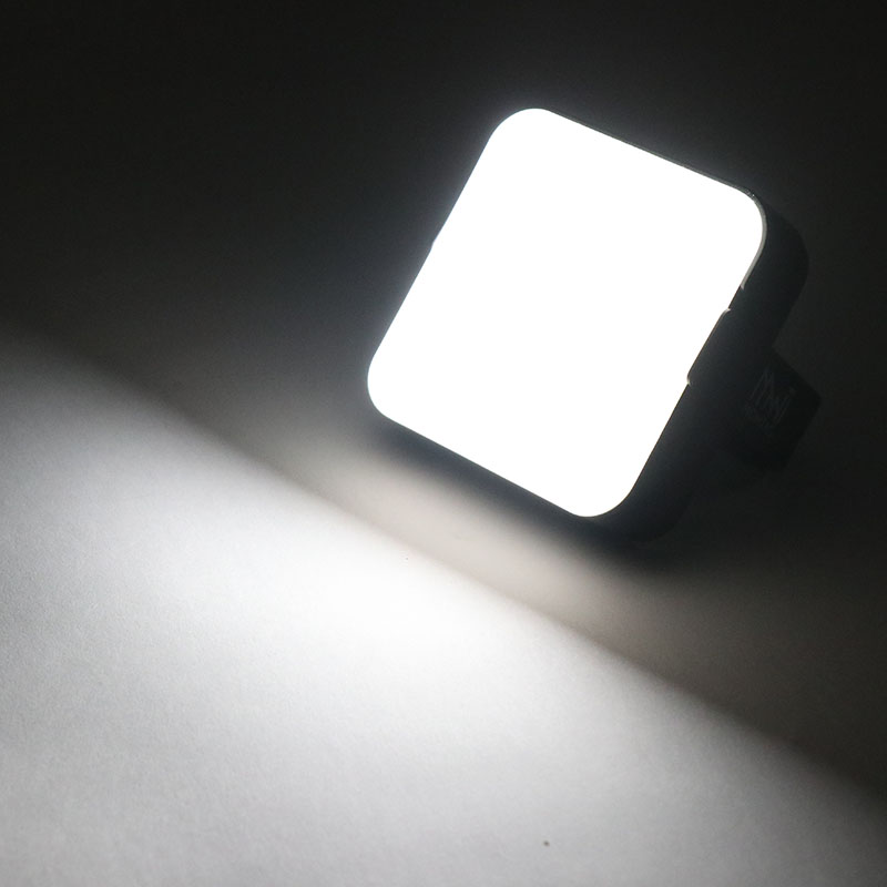 ソーラー充電式高輝度LEDライト HDL-9580