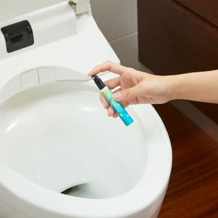 消臭力トイレ用携帯タイプ エアリーサボンの香り 9ml エアリーサボン