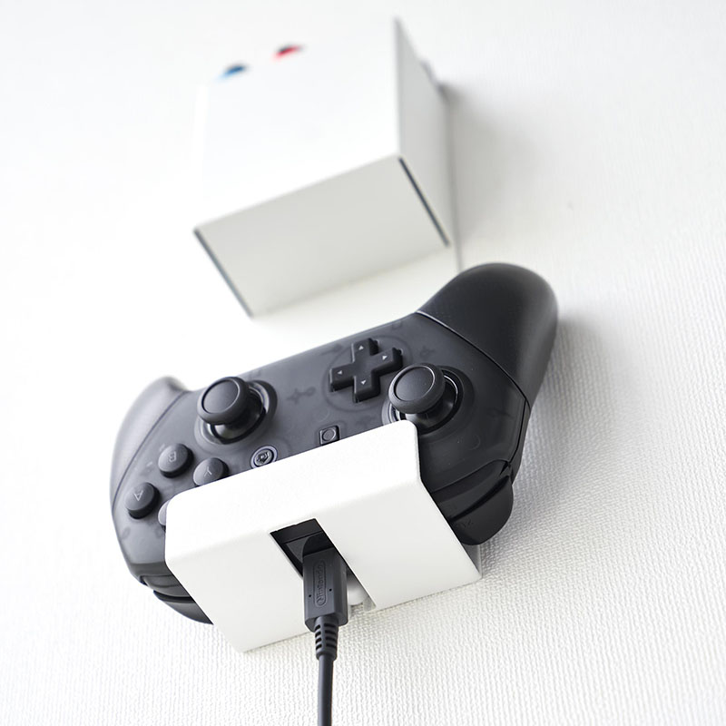 【お取り寄せ商品】石こうボード対応収納 充電しながら収納できるゲーム機収納 smart(スマート) ホワイト