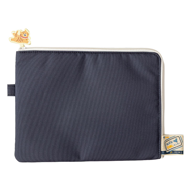 にゃんシーン フラットポーチ(18×24cm)ループ付き チャコールブラック A2222-24
