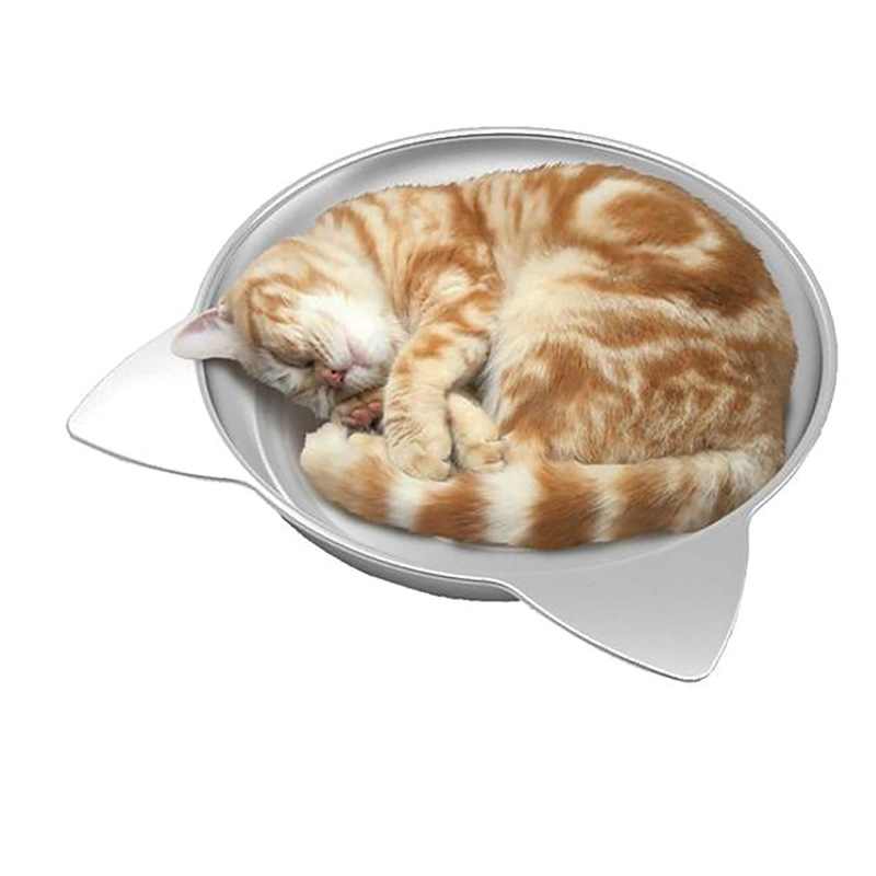 ひんやりクール猫鍋