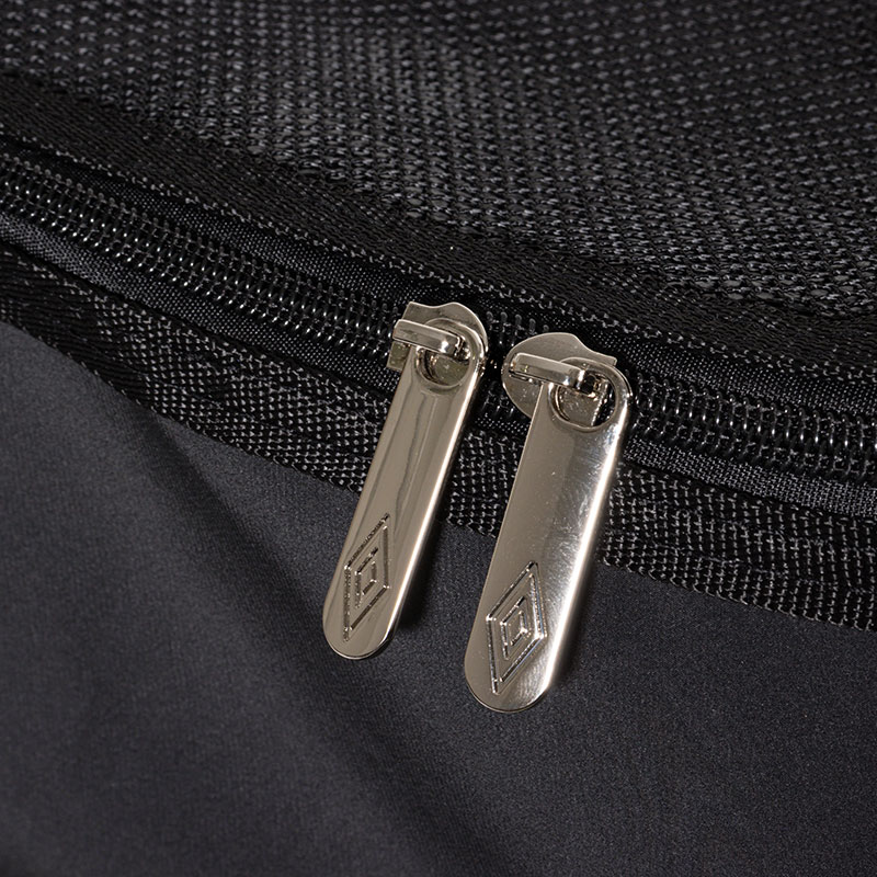 2層バックパック 42L ブラック