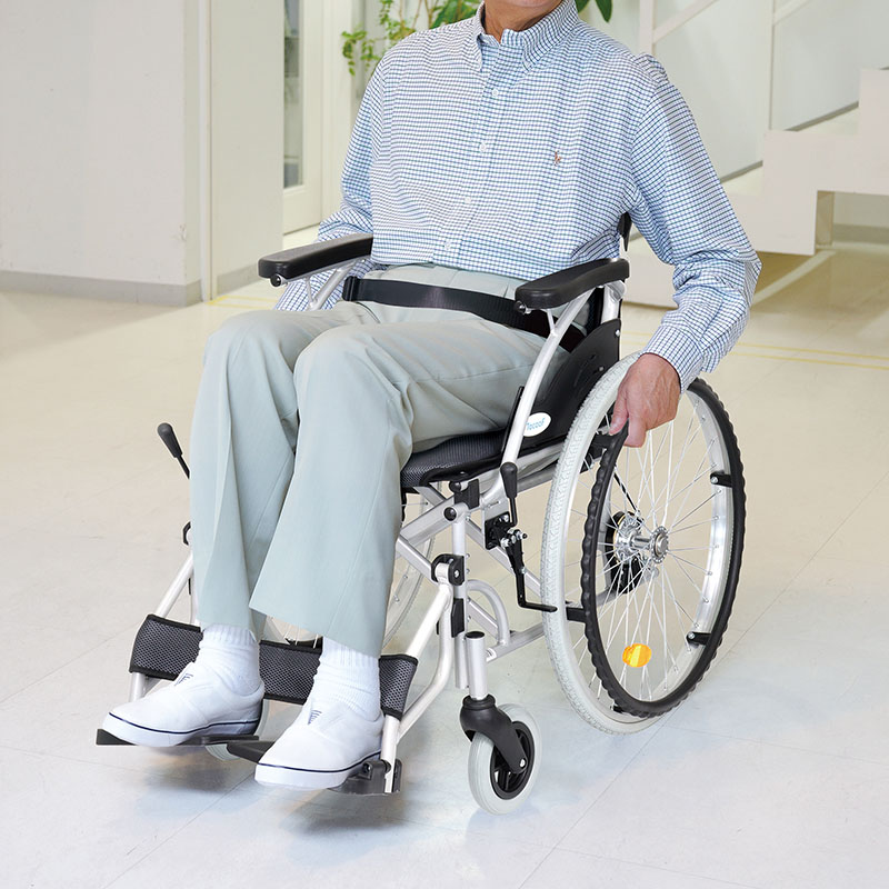 【お取り寄せ商品】アルミ製車いす WHS07-GY グレー