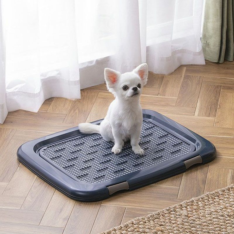 フチもれしにくいトレーニングペットトレー 63×49×3.5cm ネイビー