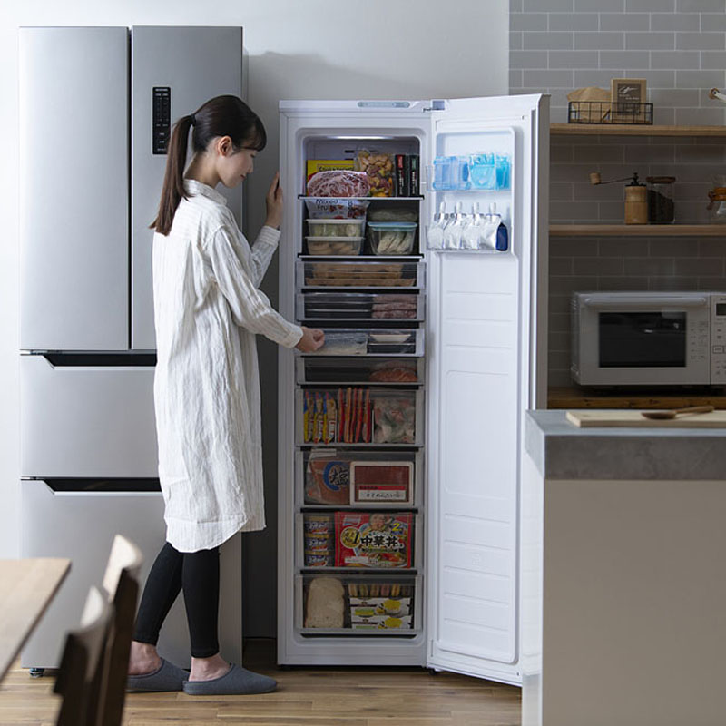 【お取り寄せ商品】195L 冷凍庫 IUSN-20A-W ホワイト