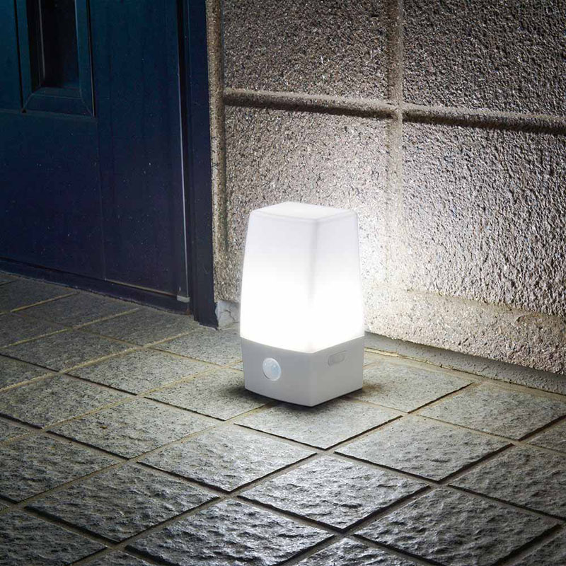 LEDセンサーライト 人感明暗センサー NIT-BLA6JSL-WN