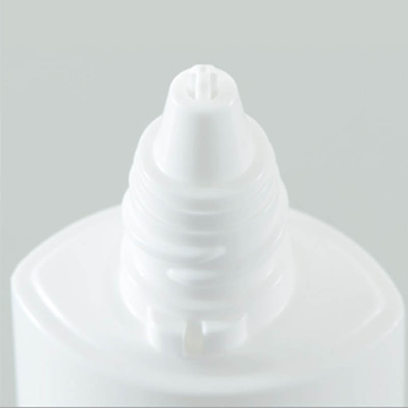 【指定第2類医薬品】メンソレータム メディクイックHゴールド 30ml