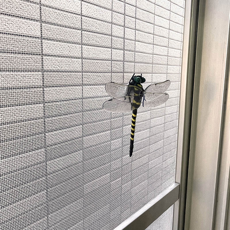イヤ～な虫の天敵 オニヤンマ兄弟 網戸・窓ガラス用 マグネット&吸盤タイプ